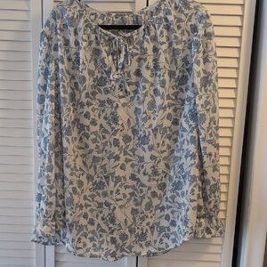 Source Unknown Blue and White Floral Blouse